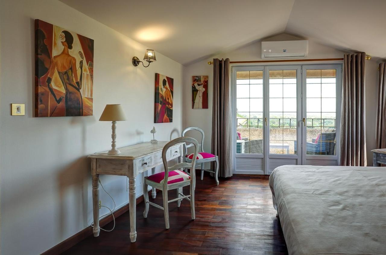 La Chaumiere, Demeure D'Hotes Lauris Bagian luar foto