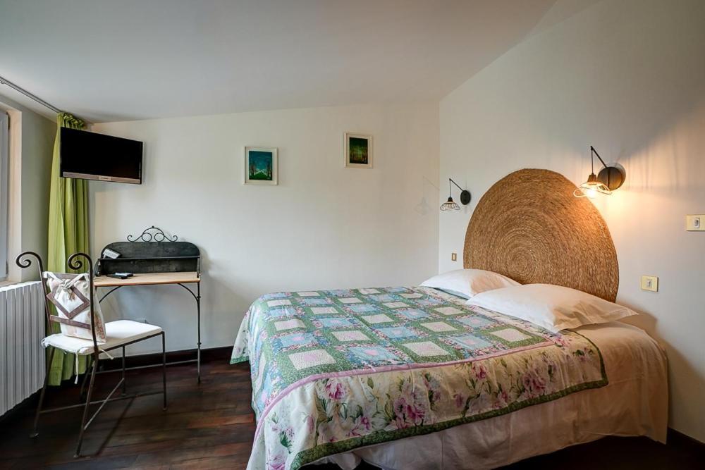 La Chaumiere, Demeure D'Hotes Lauris Bagian luar foto
